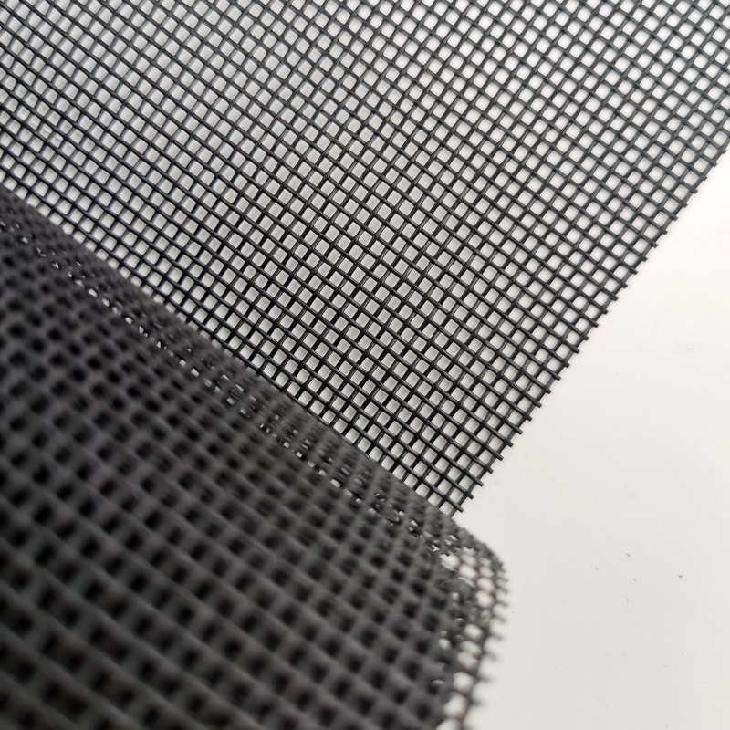 14x11 15x11 PET Mesh Screen 0,35 mm Diámetro de alambre Rollo de pantalla ligero para una fácil instalación