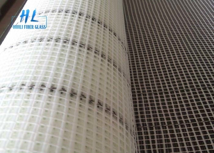 C malla de fibra de vidrio con resistencia a la tracción de 300N-800N para pared malla cuadrada recubierta de blanco/azul/amarillo