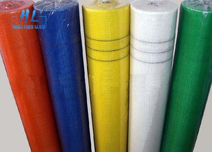 Vidrio revestido del pegamento blanco C de la urea del rollo de la malla de la fibra de vidrio del mosaico para el tablero de yeso