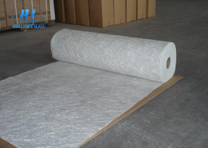 Diámetro del núcleo de 76 mm White E Glass Fiberglass Mat 300-900 g/m2 Solución de superficie basada en silano