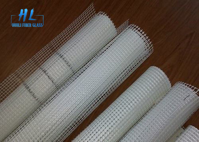 Red de fibra de vidrio de colores / malla de fibra de vidrio para 200m de longitud Rollos de vidrio C agujeros cuadrados de 5 * 5mm